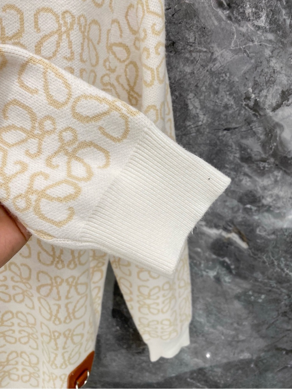Loewe Cream and Beige Anagram-Jacquard Sweater - Picture 6 of 8